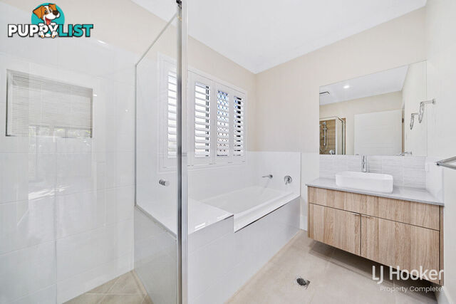 9 Marl Crescent YARRABILBA QLD 4207