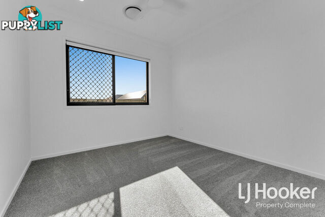 72 Outlook Boulevard GLENEAGLE QLD 4285