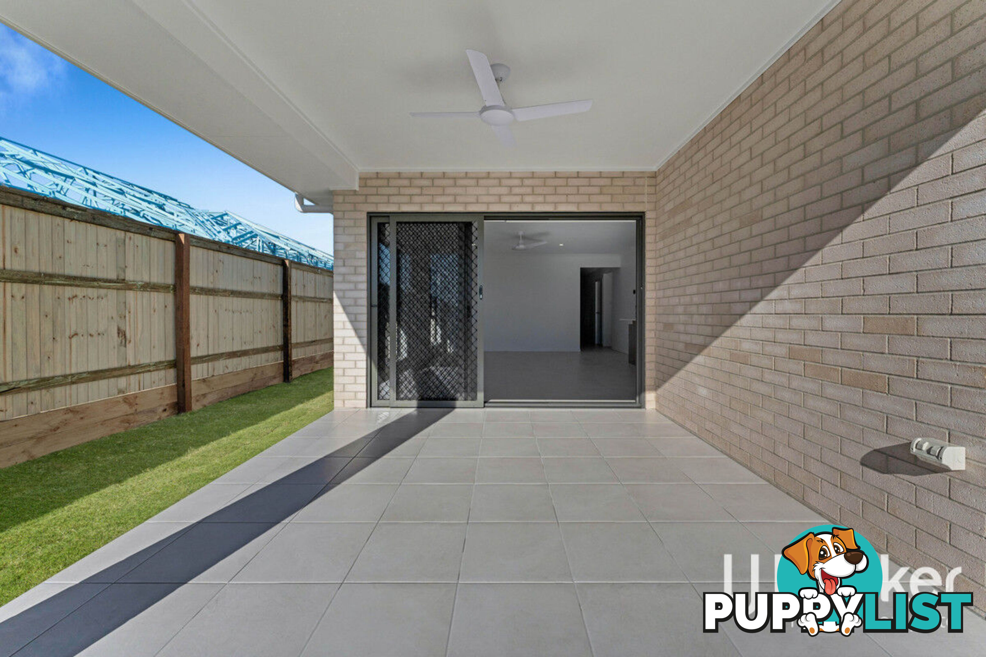 72 Outlook Boulevard GLENEAGLE QLD 4285