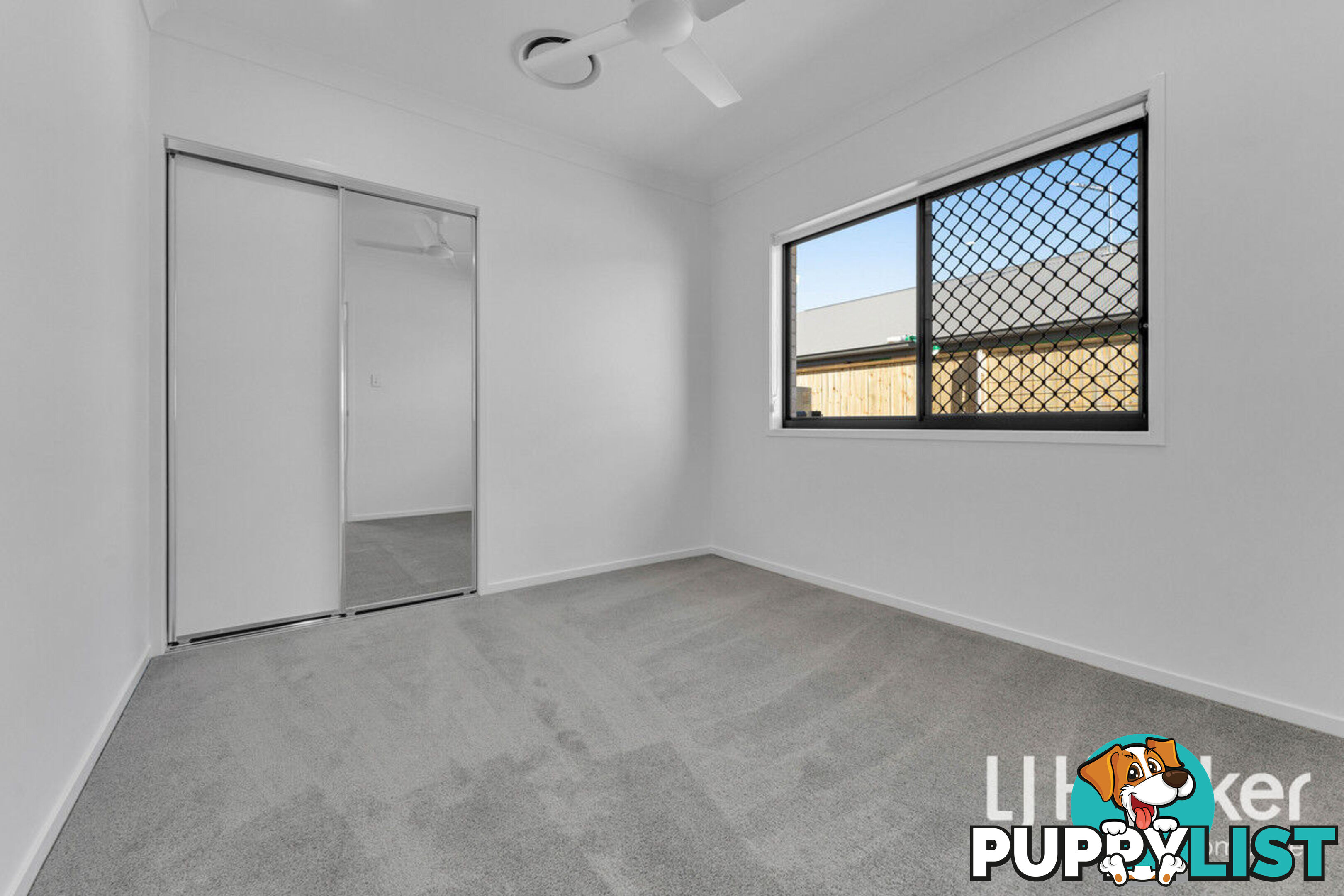 72 Outlook Boulevard GLENEAGLE QLD 4285