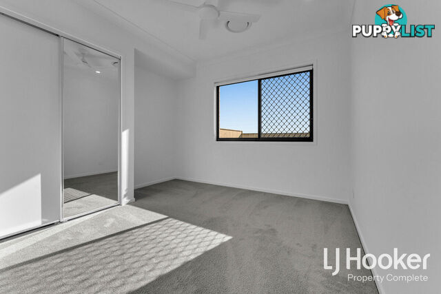 72 Outlook Boulevard GLENEAGLE QLD 4285