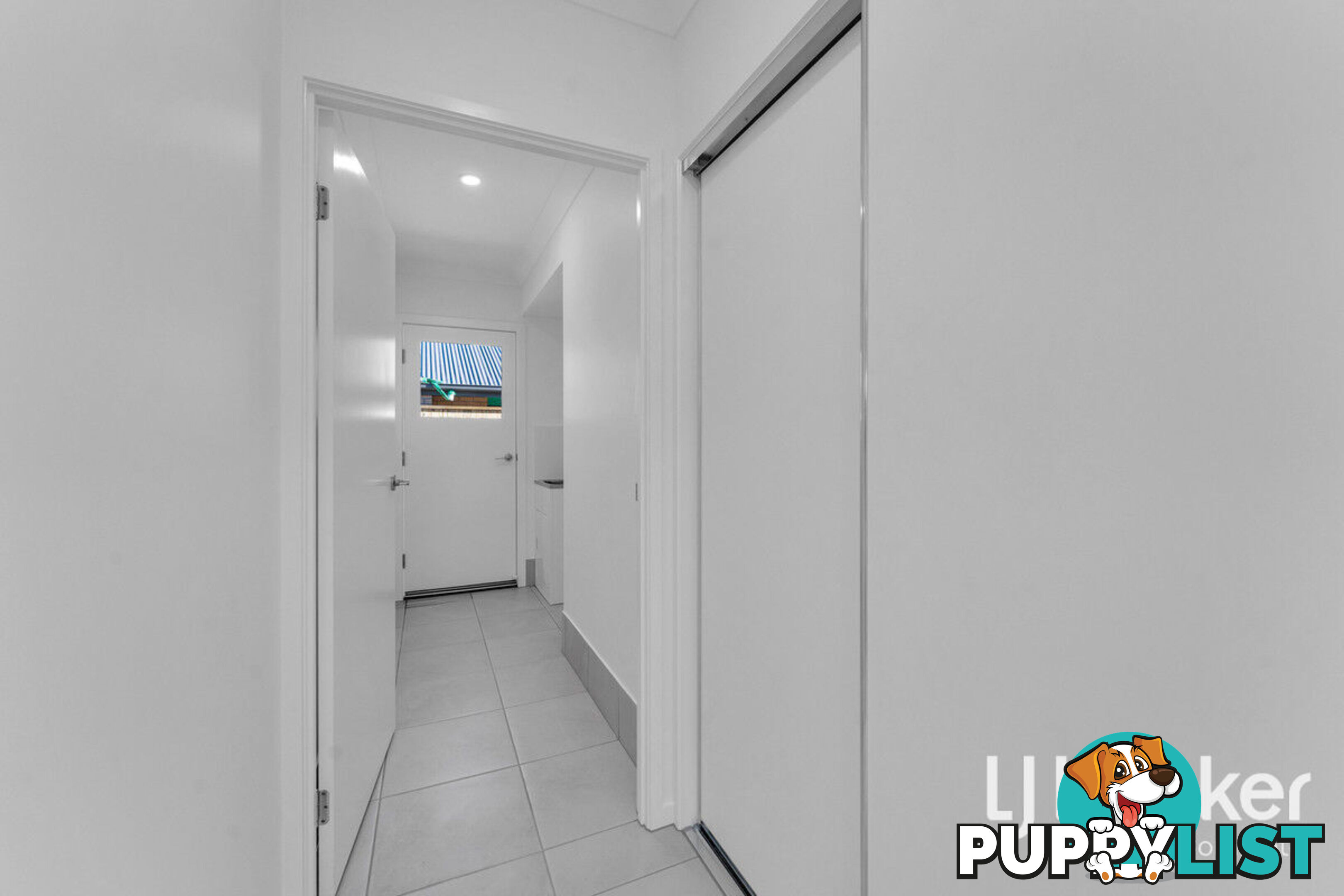 72 Outlook Boulevard GLENEAGLE QLD 4285
