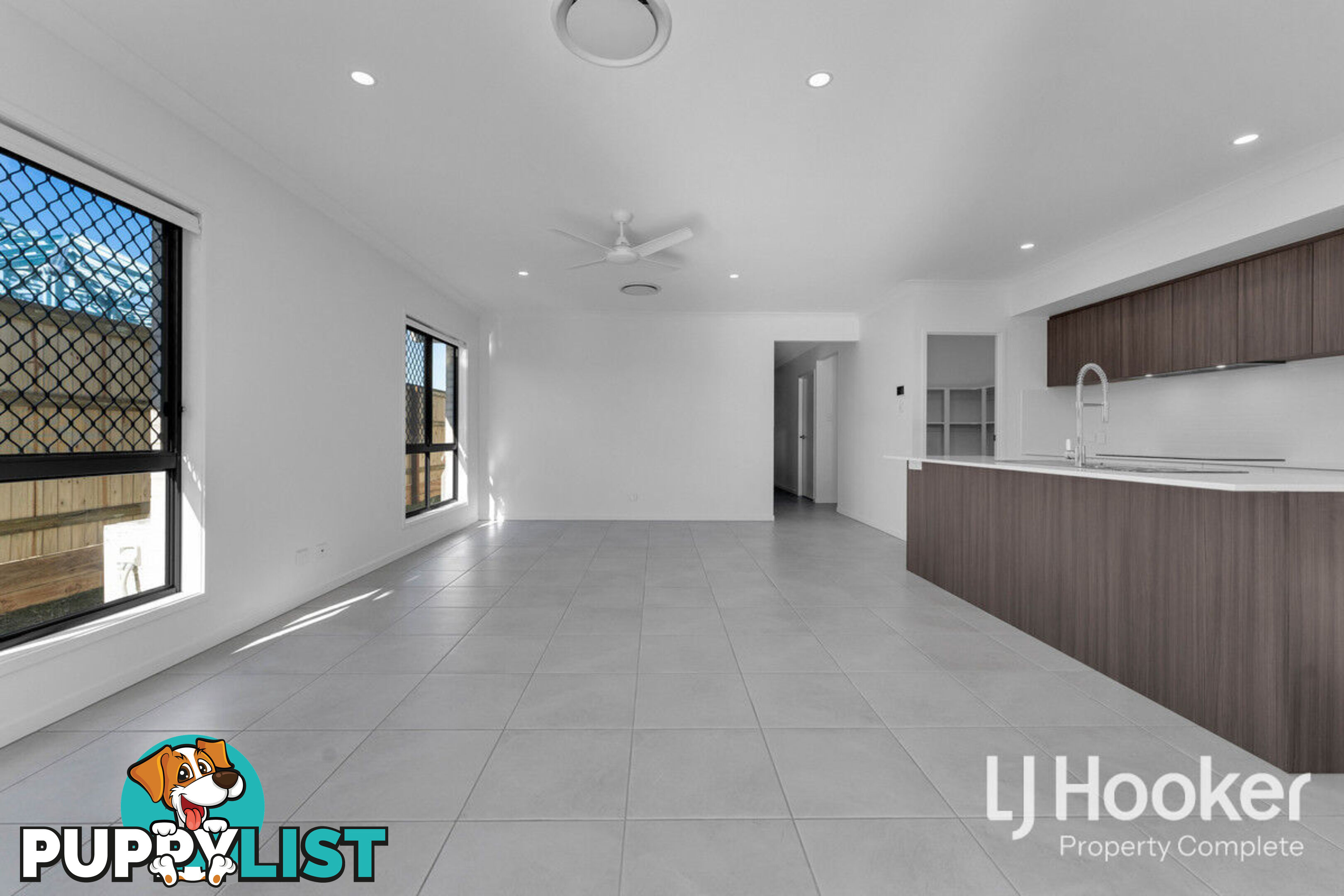 72 Outlook Boulevard GLENEAGLE QLD 4285