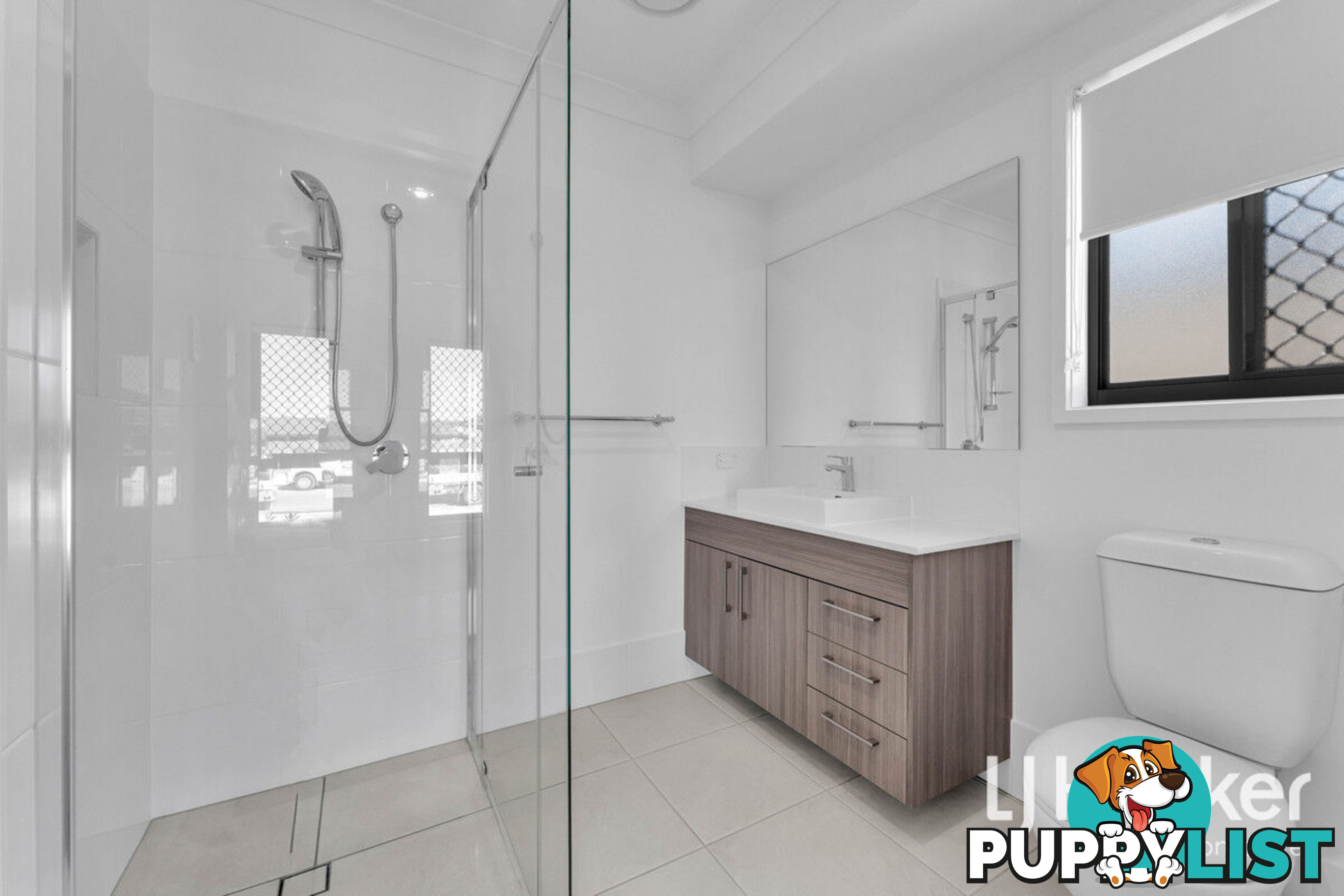 72 Outlook Boulevard GLENEAGLE QLD 4285