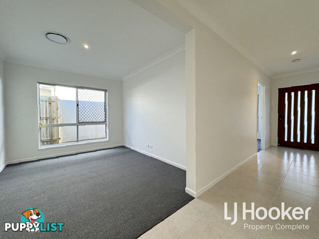 24 Petermann Circuit YARRABILBA QLD 4207