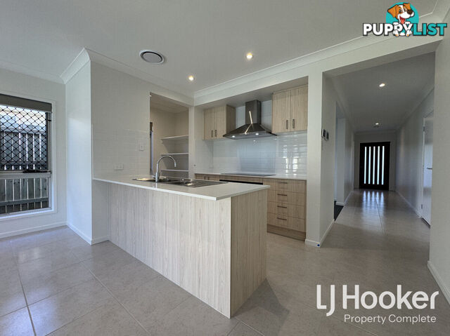 24 Petermann Circuit YARRABILBA QLD 4207