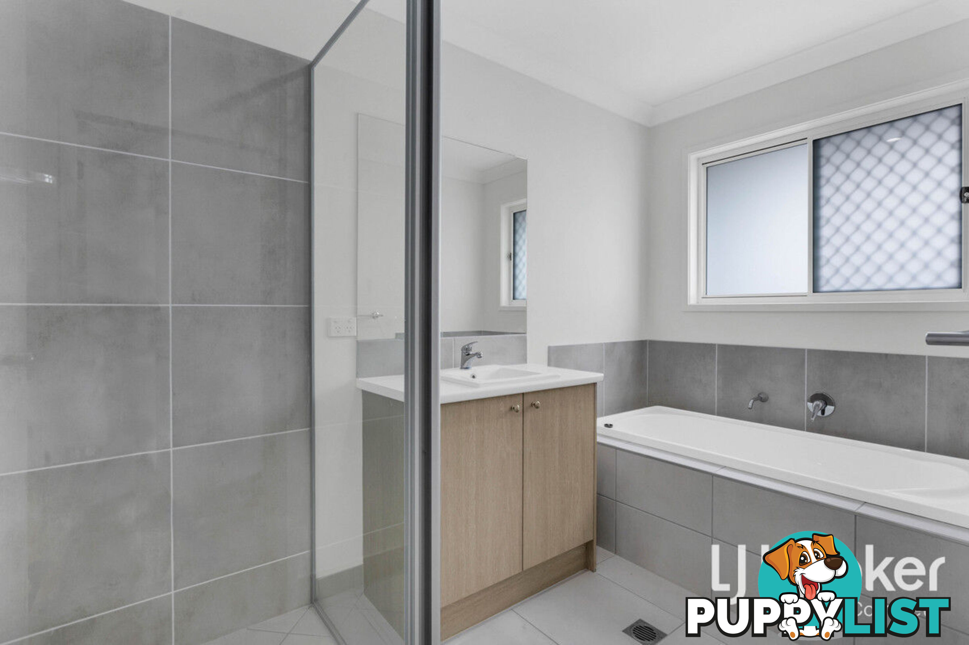 72 Hyde Drive YARRABILBA QLD 4207