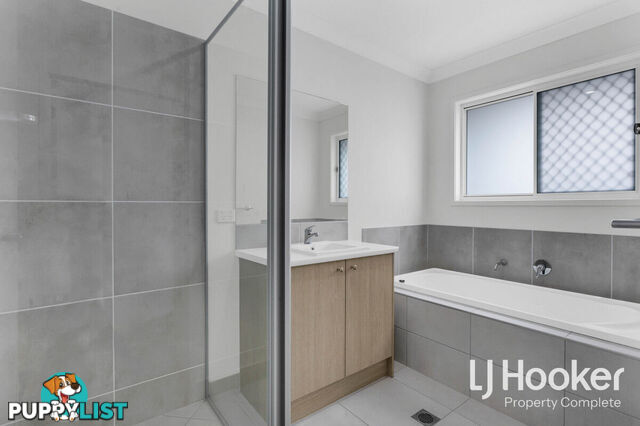 72 Hyde Drive YARRABILBA QLD 4207