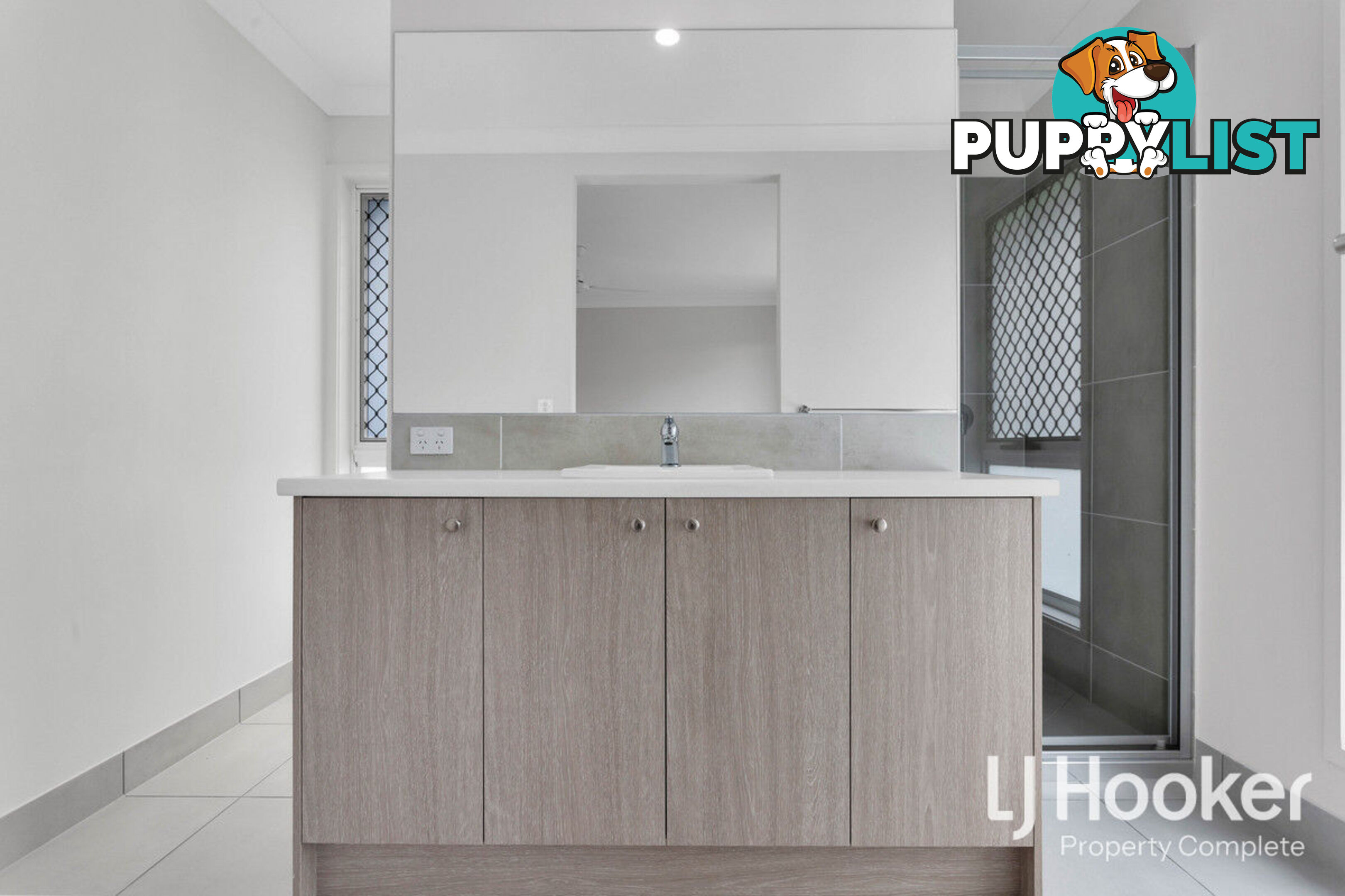 72 Hyde Drive YARRABILBA QLD 4207