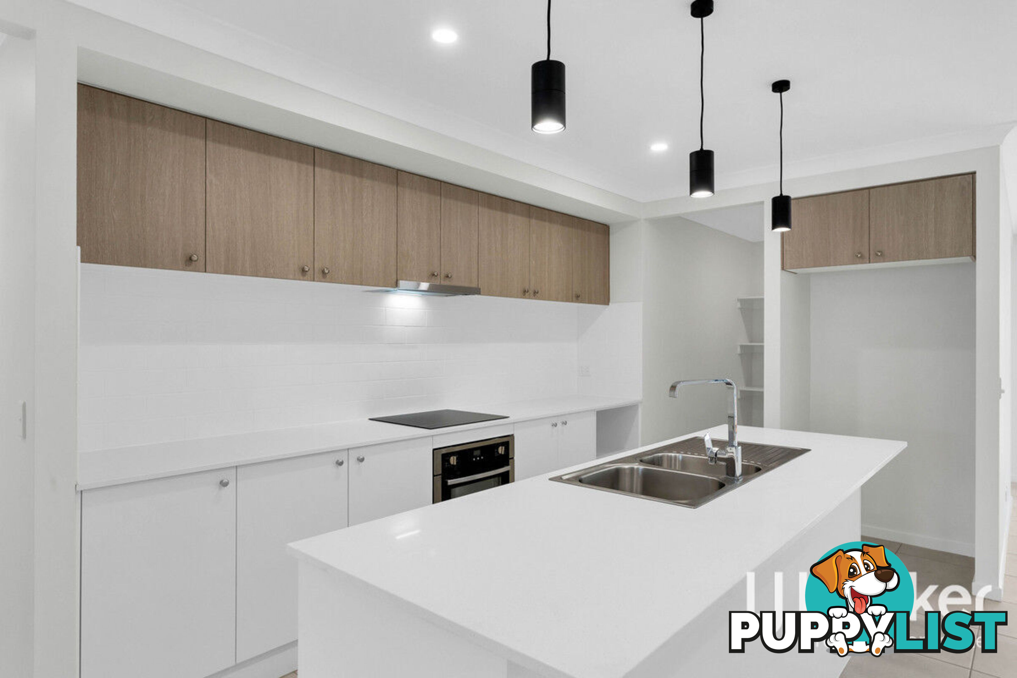 72 Hyde Drive YARRABILBA QLD 4207