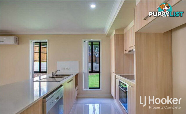 1/25 Dawson Place BRASSALL QLD 4305