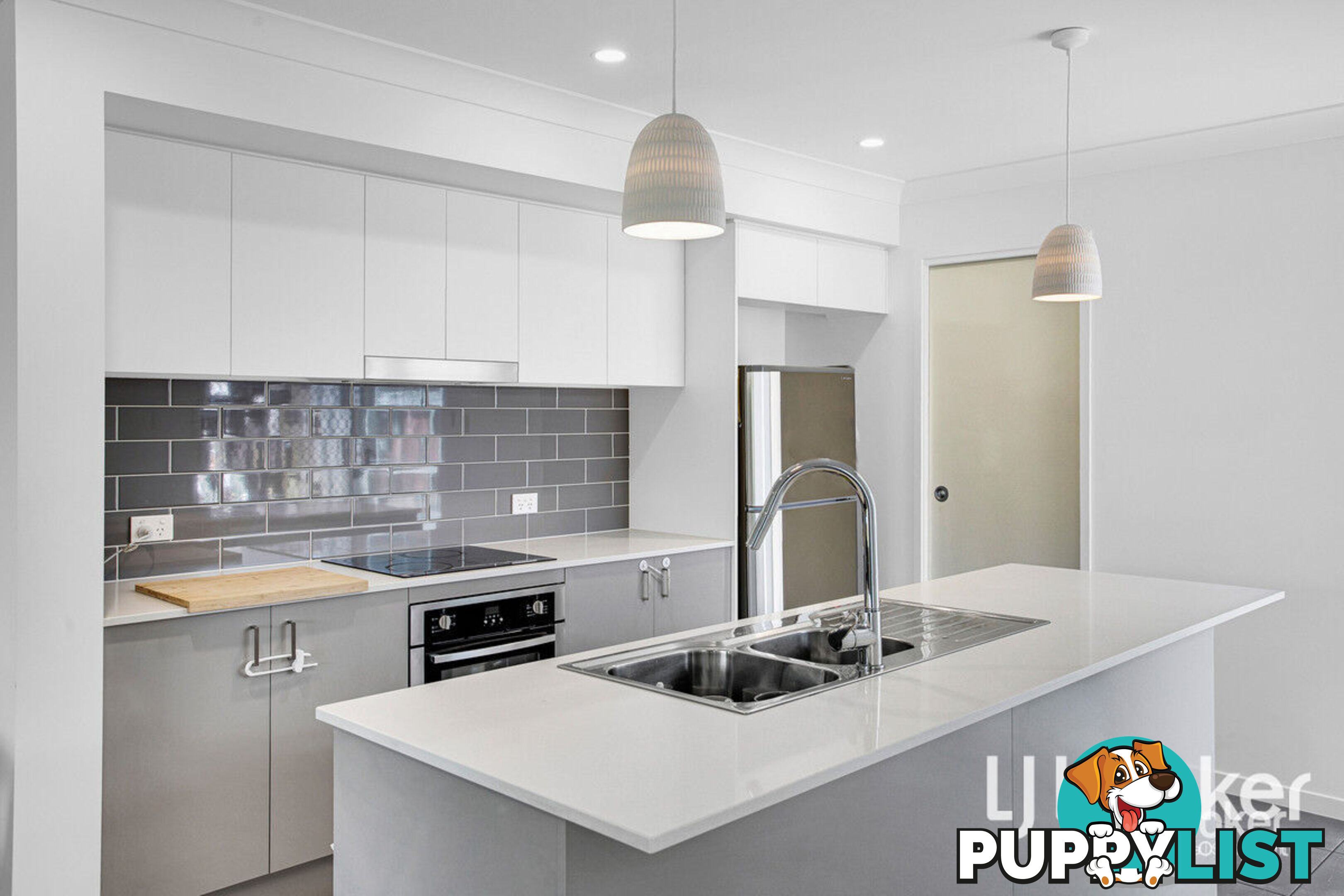 33 Danbulla Street YARRABILBA QLD 4207