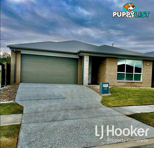 32 Carnarvon Street YARRABILBA QLD 4207