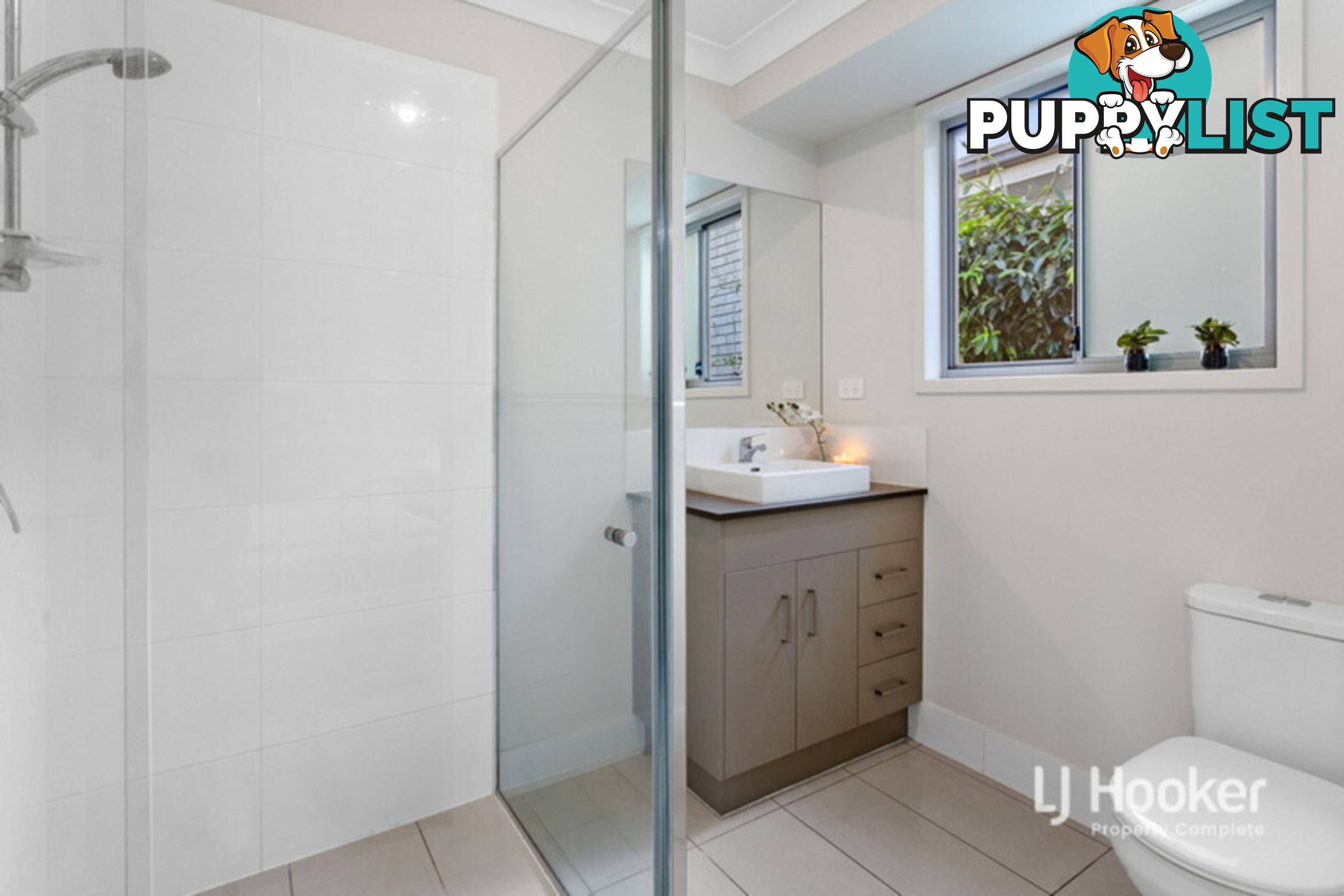 8 Buxton Avenue YARRABILBA QLD 4207