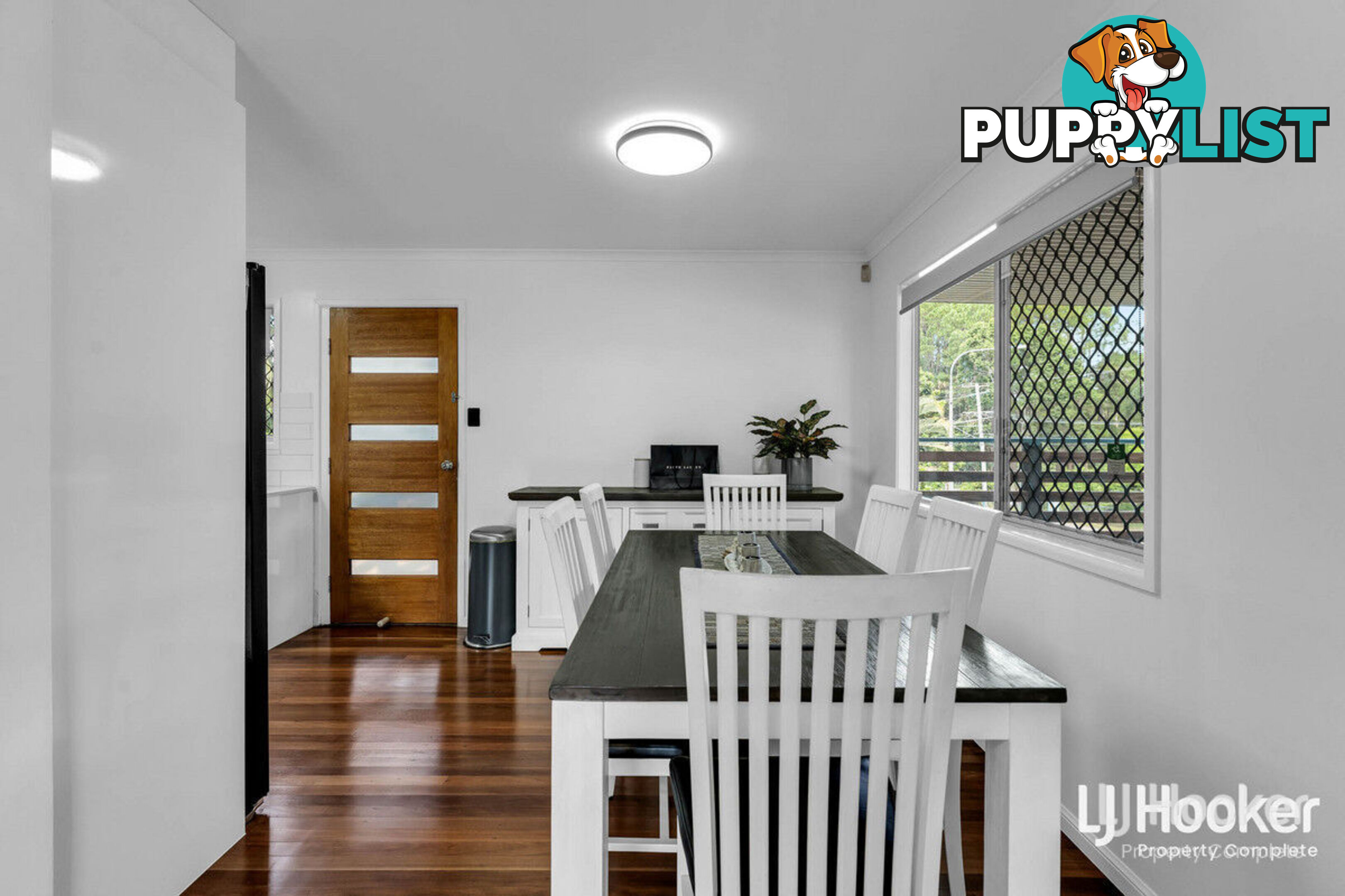 22 Green Road REGENTS PARK QLD 4118