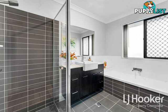 35 Hickory Street MARSDEN QLD 4132