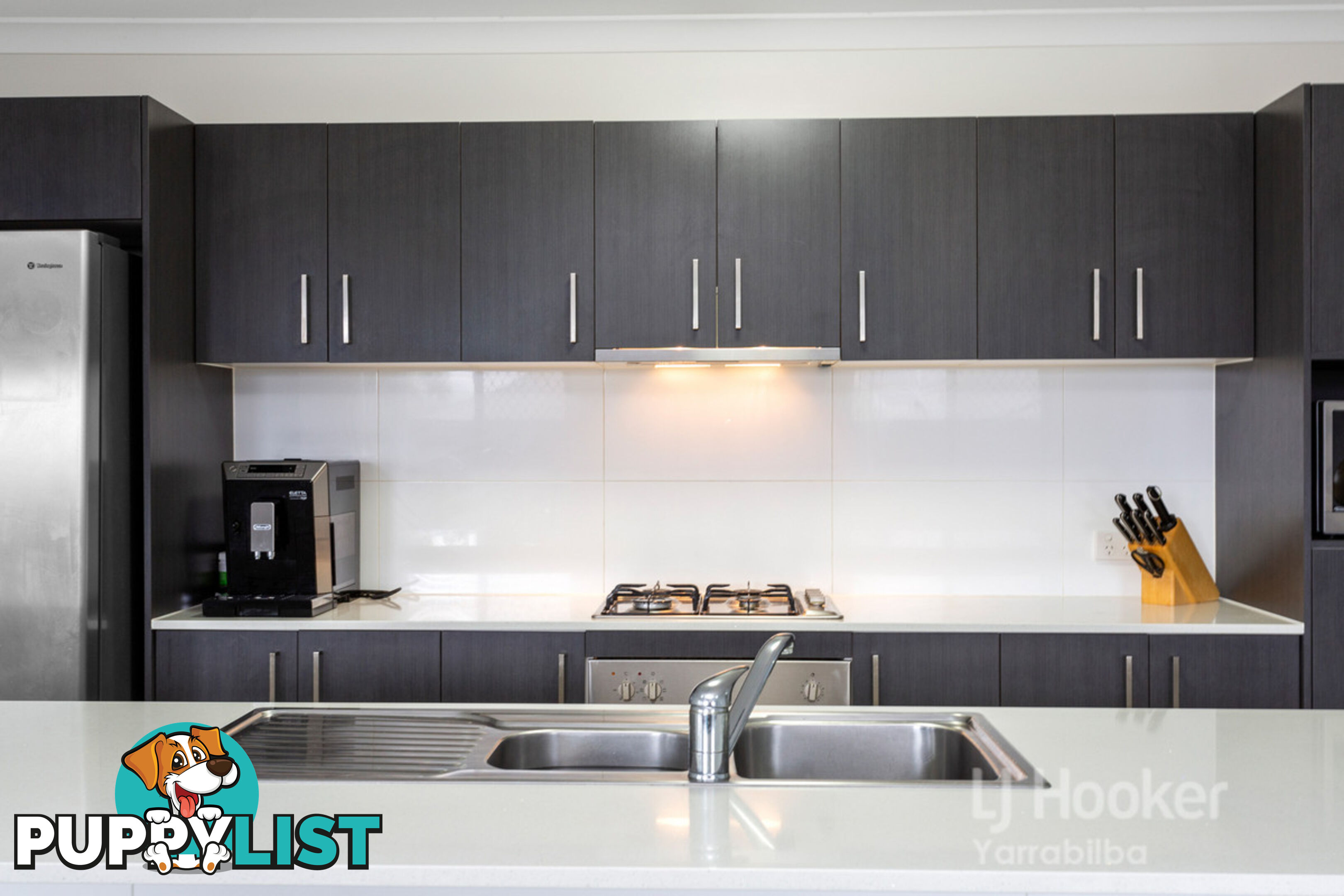 27 Skyblue Circuit YARRABILBA QLD 4207