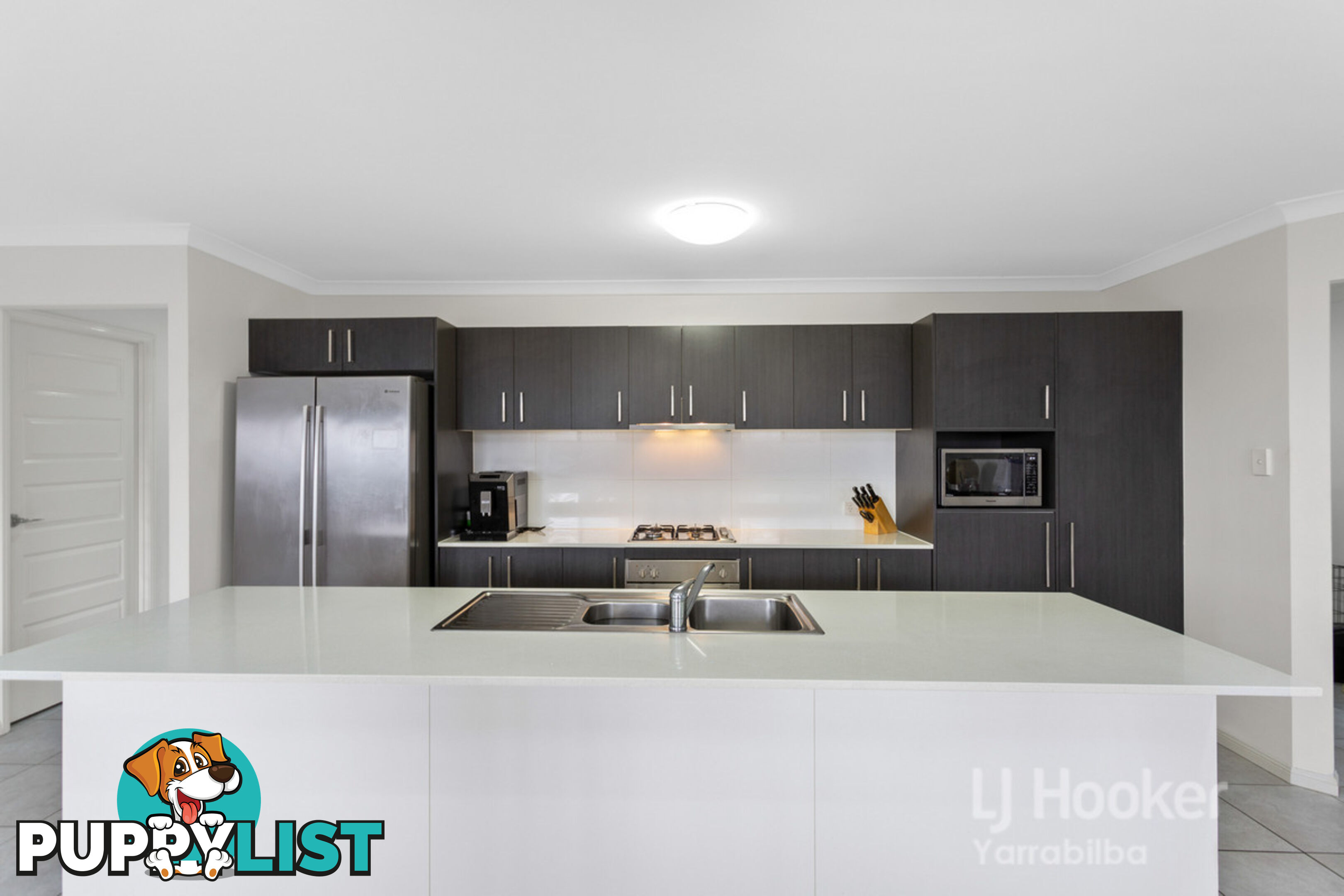 27 Skyblue Circuit YARRABILBA QLD 4207