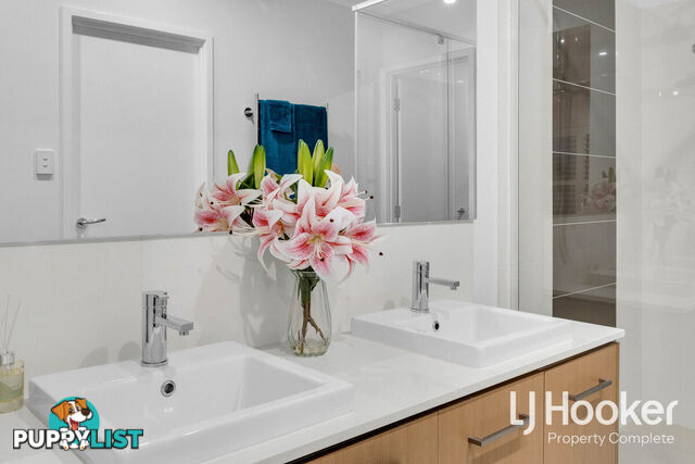 117 Buxton Avenue YARRABILBA QLD 4207