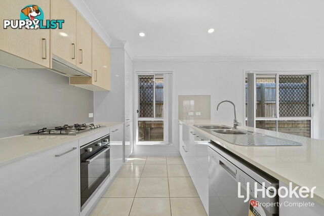 18 Hillard Street YARRABILBA QLD 4207