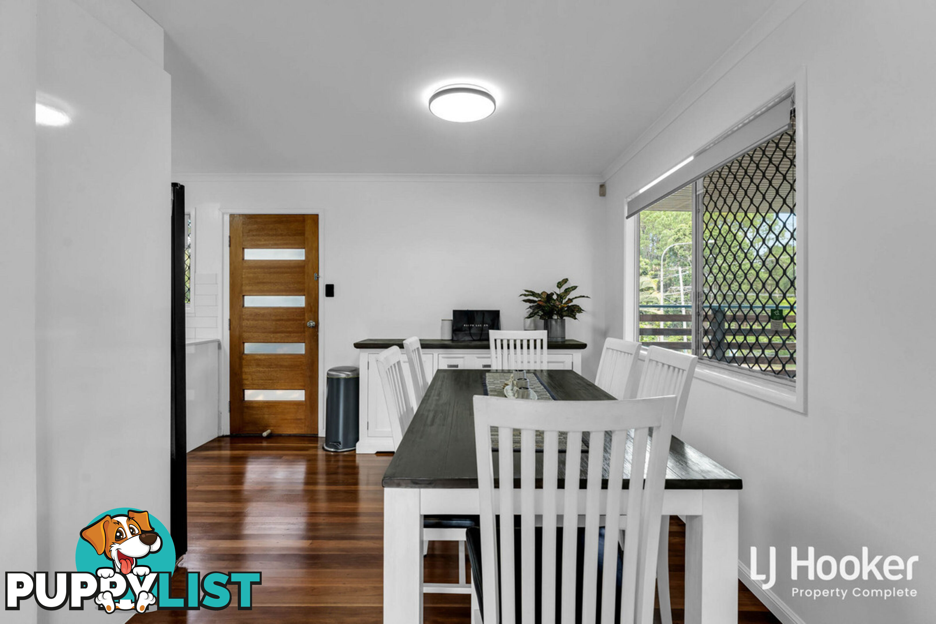 22 Green Road REGENTS PARK QLD 4118