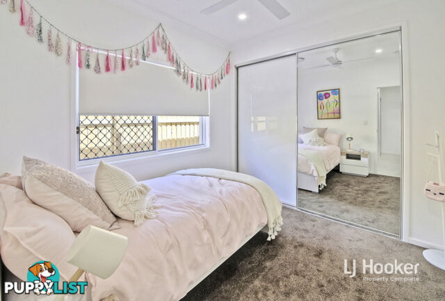 4 Houston Street SPRING MOUNTAIN QLD 4300