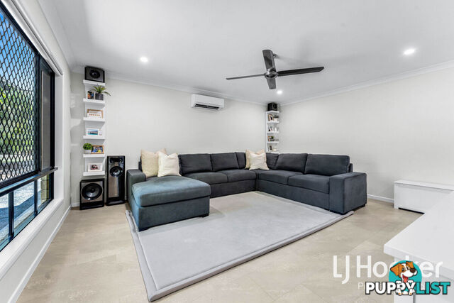 17-19 Spinebill Drive GREENBANK QLD 4124