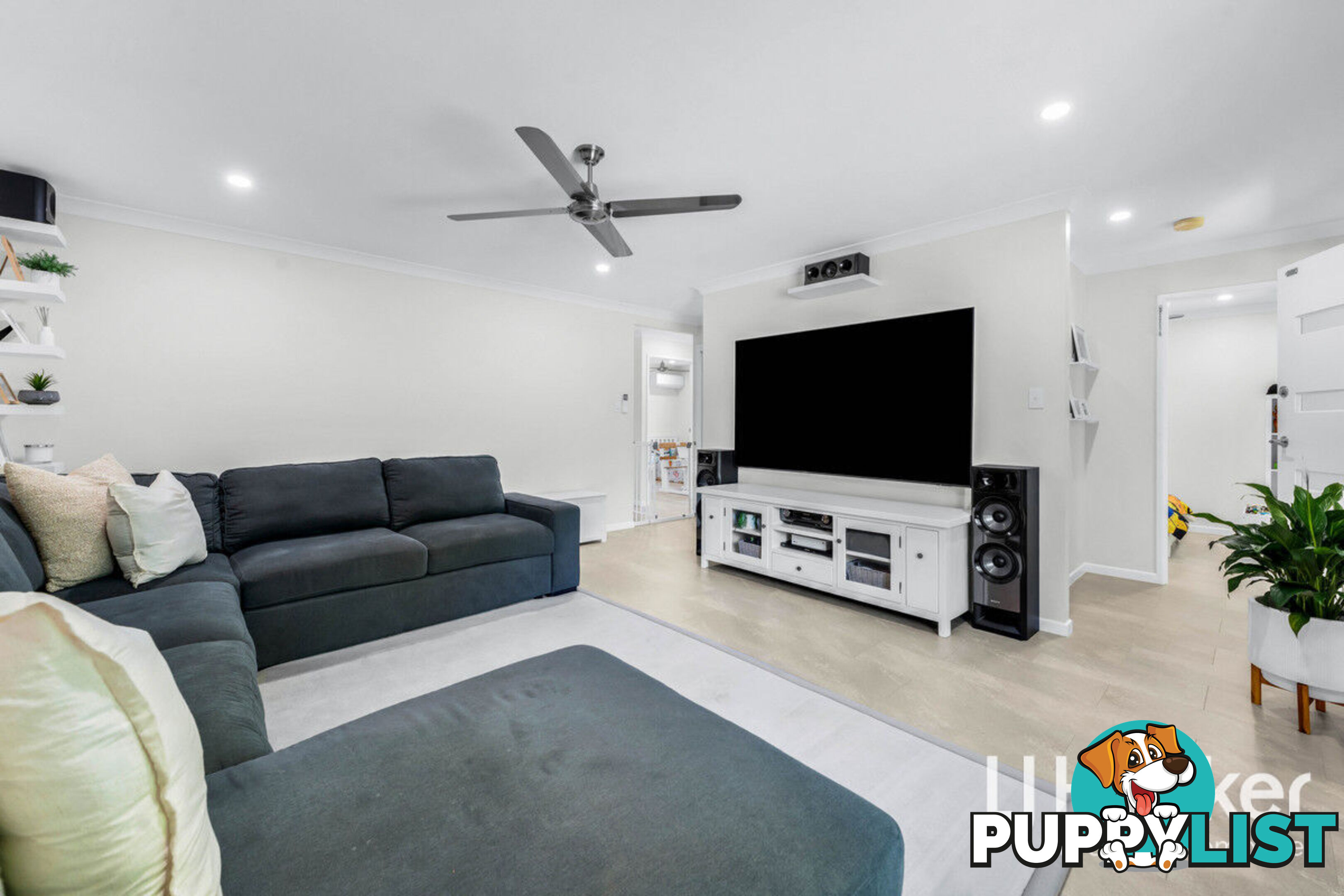 17-19 Spinebill Drive GREENBANK QLD 4124