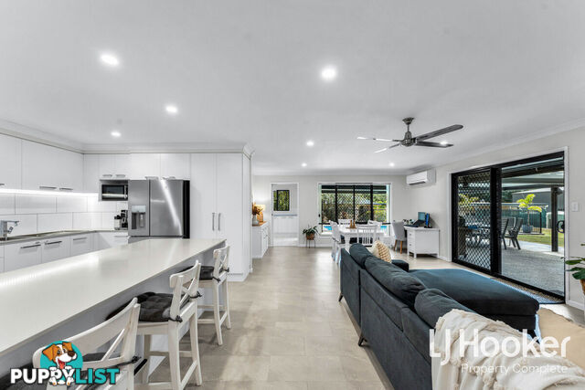 17-19 Spinebill Drive GREENBANK QLD 4124