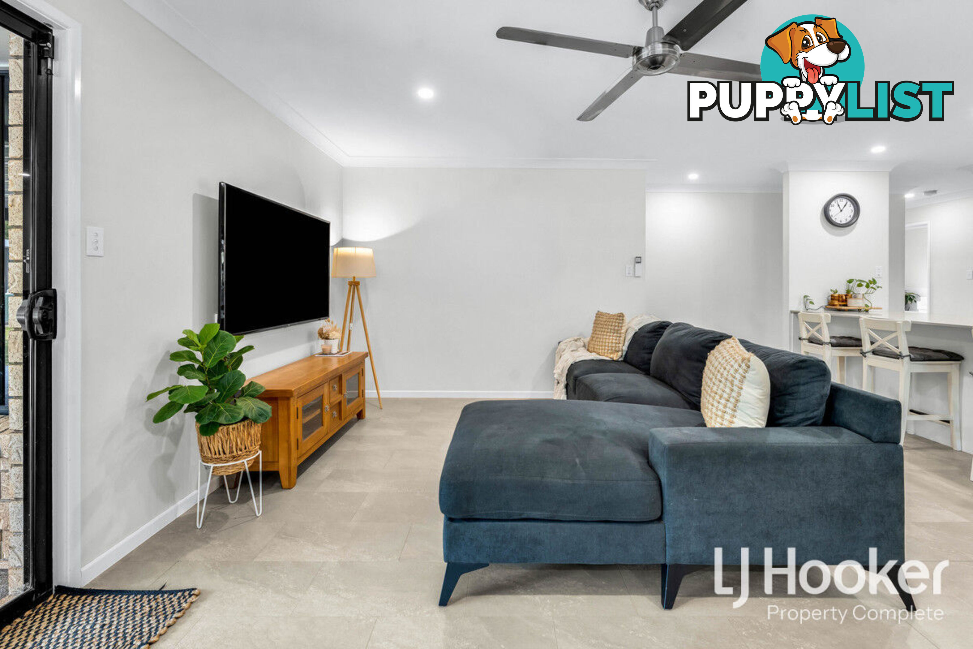 17-19 Spinebill Drive GREENBANK QLD 4124