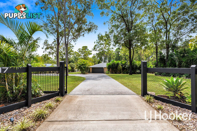 17-19 Spinebill Drive GREENBANK QLD 4124