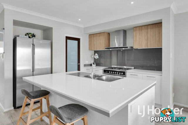 119 Summerview Avenue YARRABILBA QLD 4207
