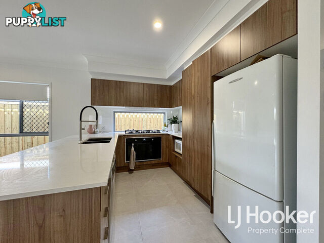 15 Flinders Drive YARRABILBA QLD 4207