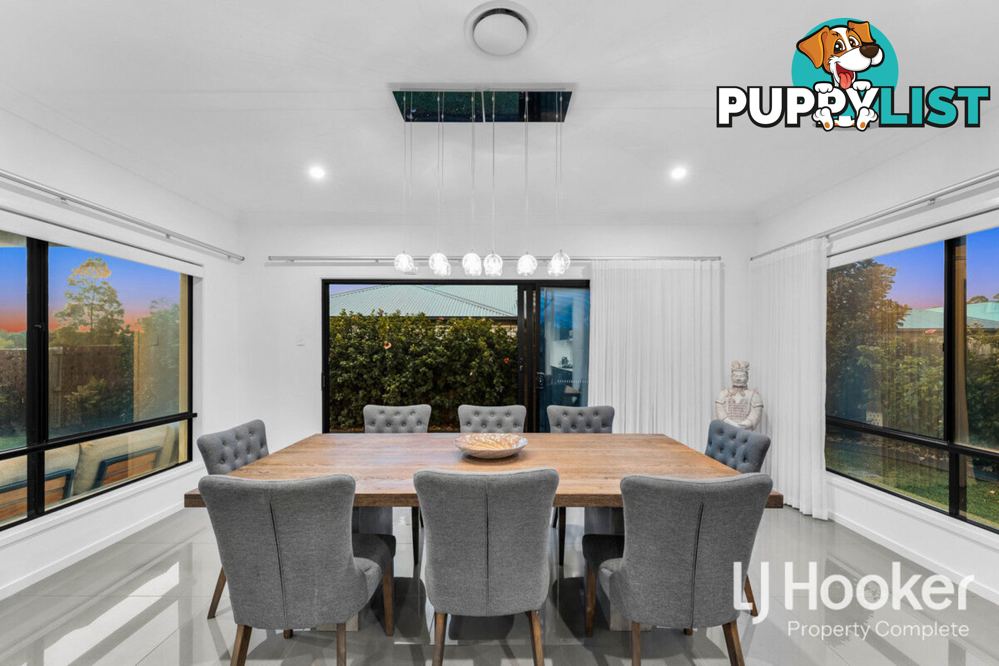 2-4 Cambridge Circuit YARRABILBA QLD 4207