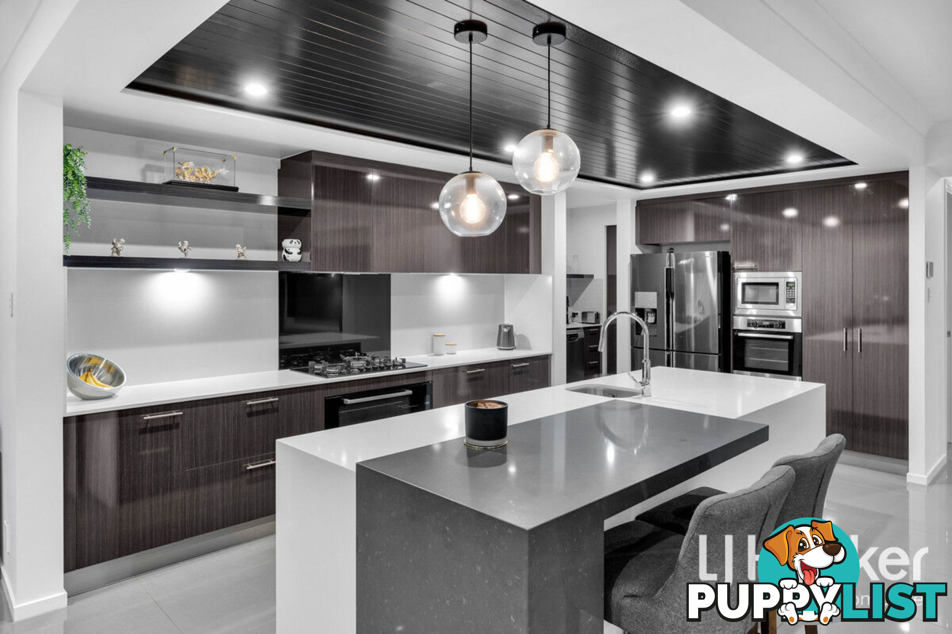 2-4 Cambridge Circuit YARRABILBA QLD 4207