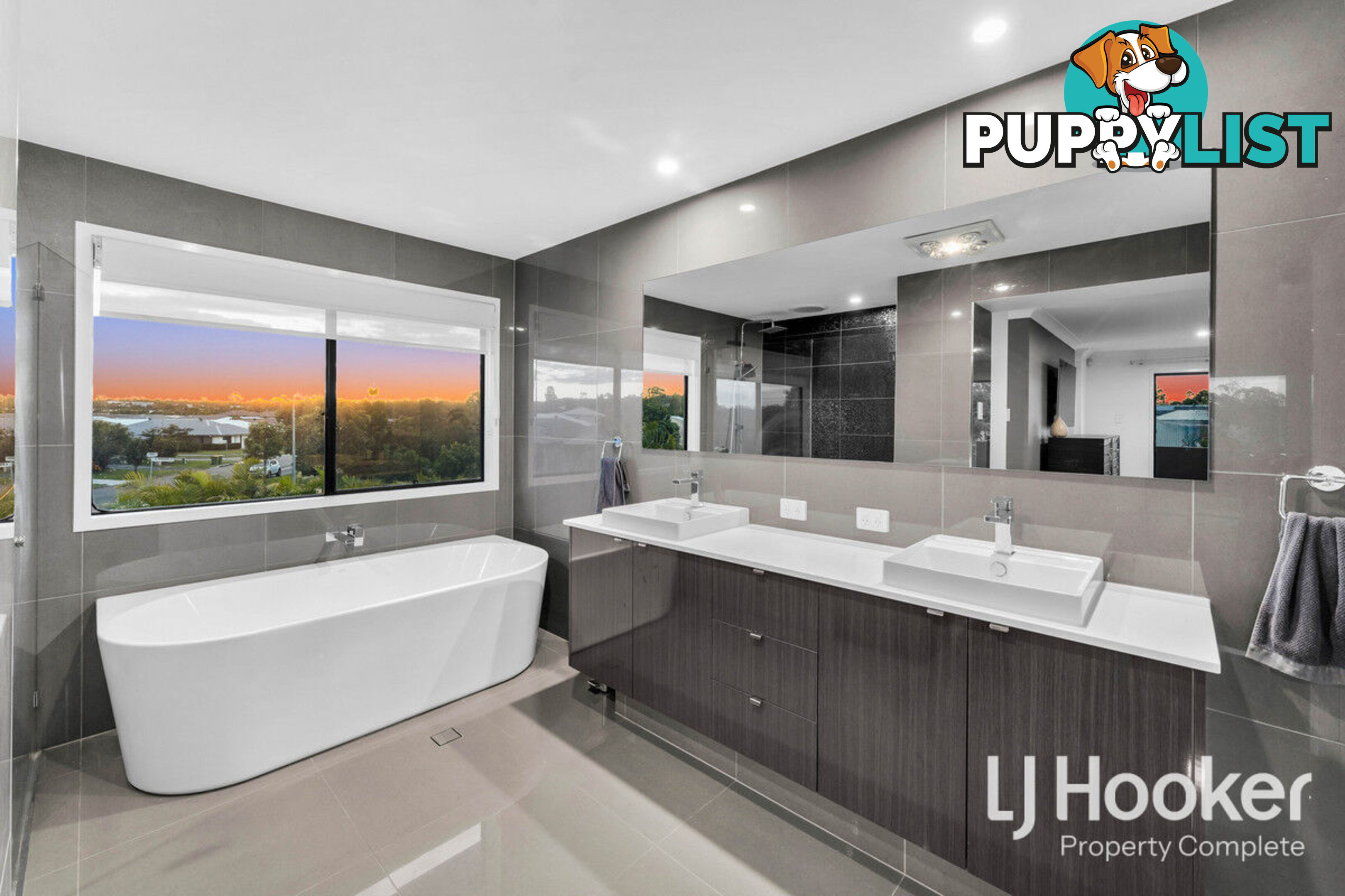 2-4 Cambridge Circuit YARRABILBA QLD 4207