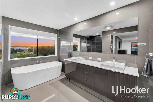 2-4 Cambridge Circuit YARRABILBA QLD 4207
