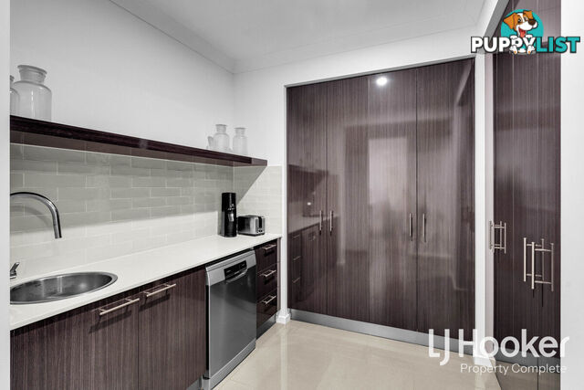 2-4 Cambridge Circuit YARRABILBA QLD 4207