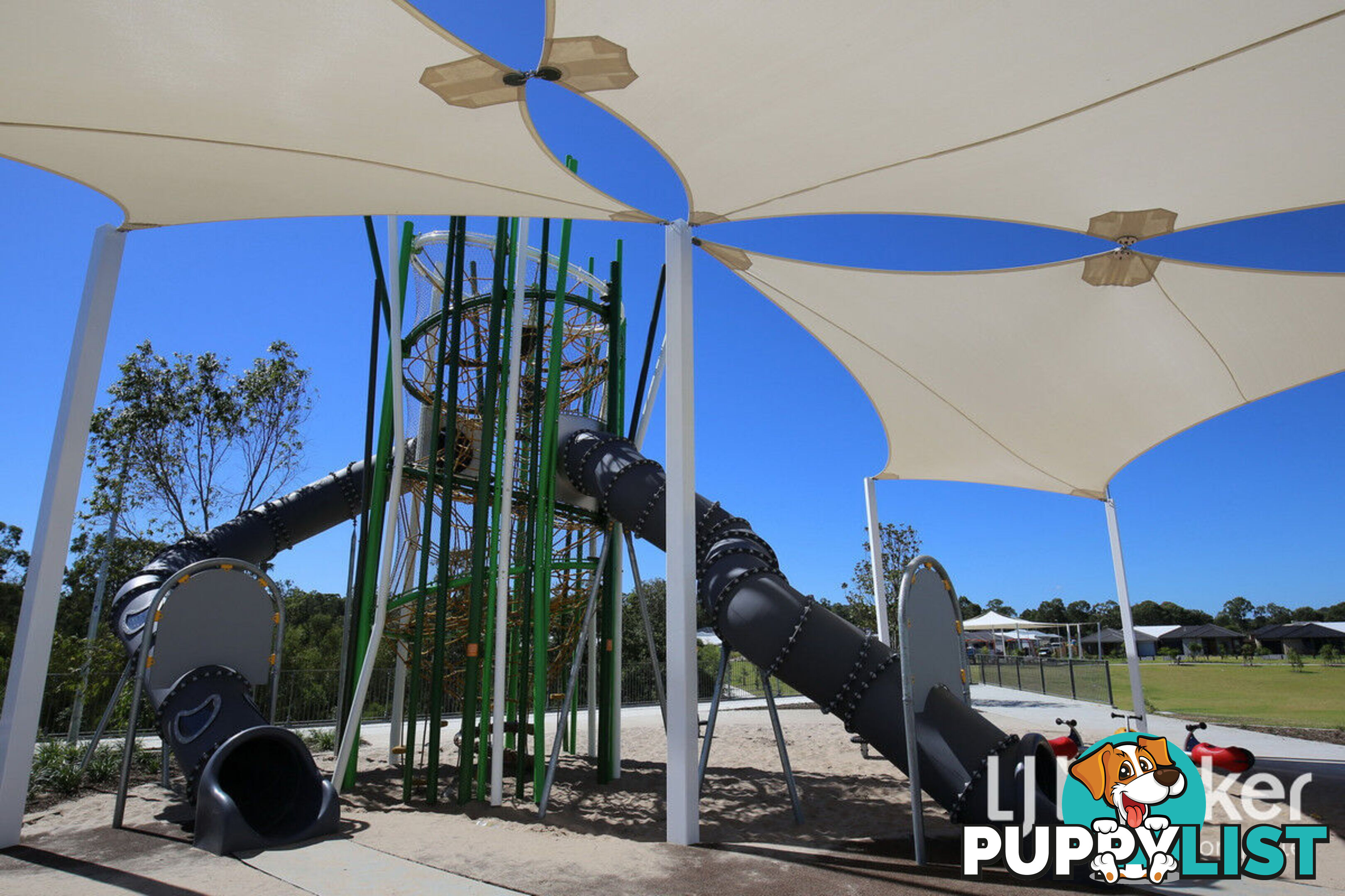 18 Cambridge Circuit YARRABILBA QLD 4207