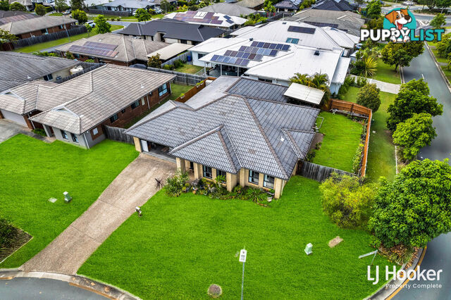 11 Summerview Avenue YARRABILBA QLD 4207