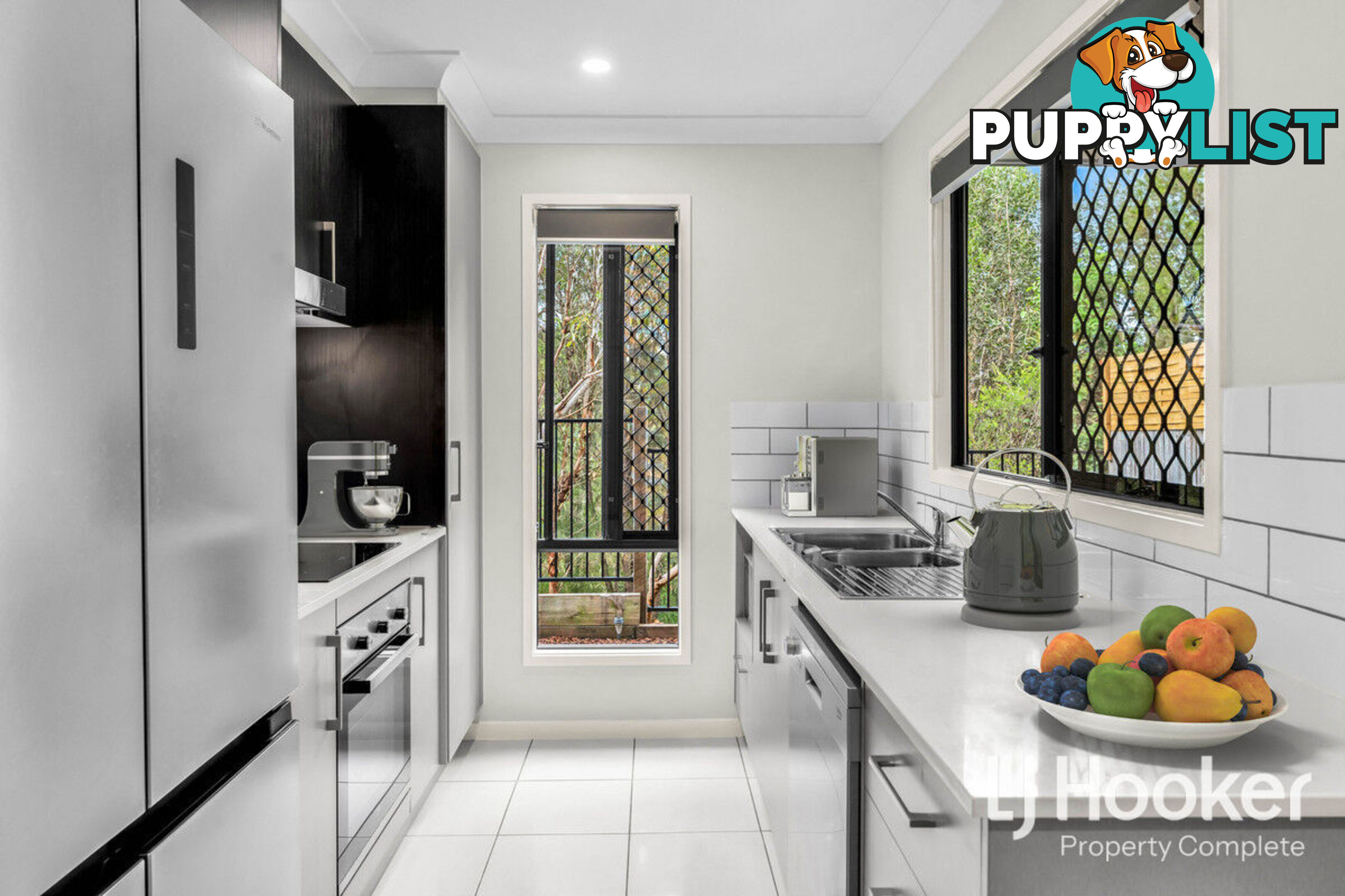 2/8 Highlands Street YARRABILBA QLD 4207