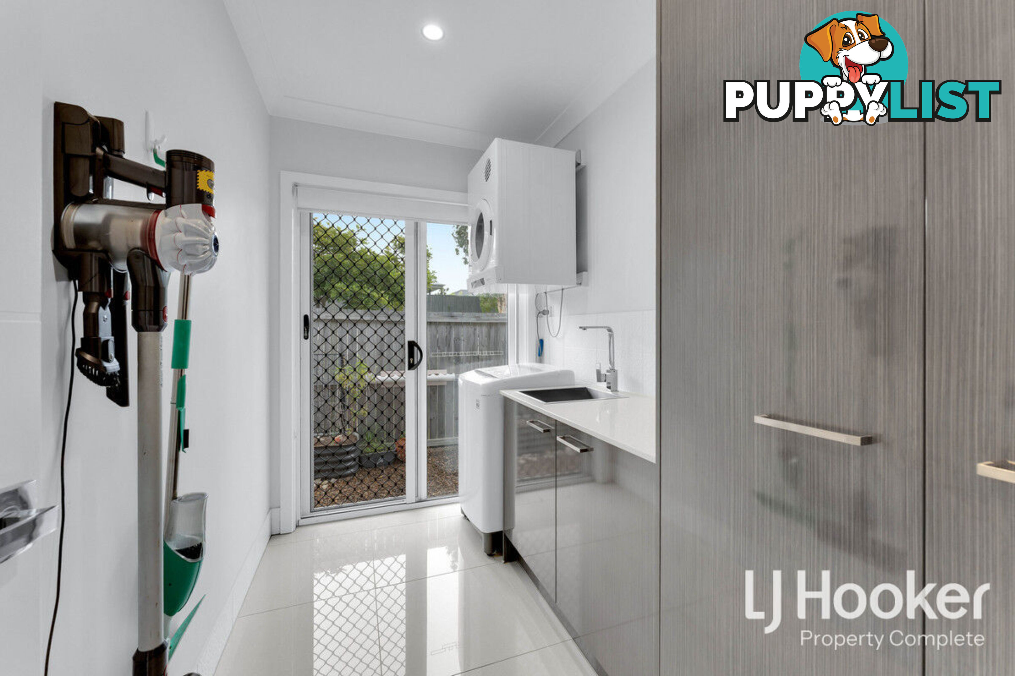 22 Skyblue Circuit YARRABILBA QLD 4207