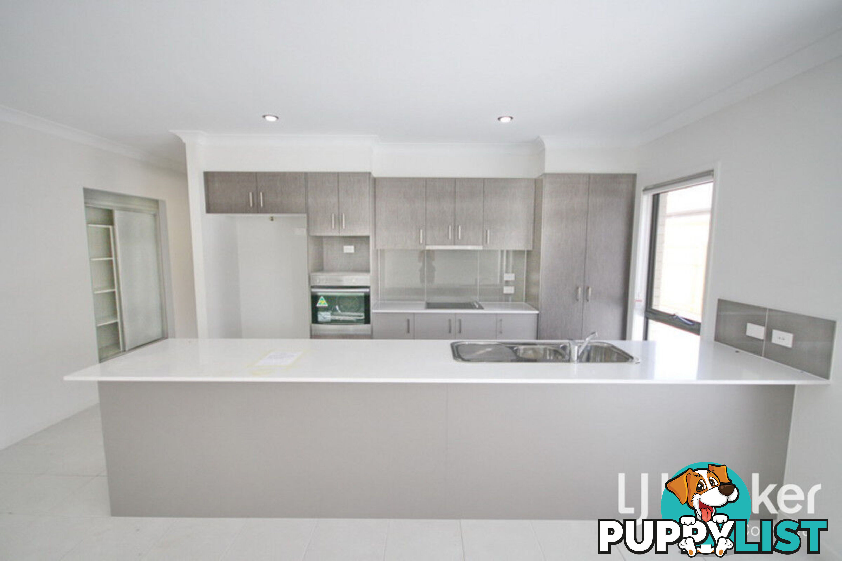 149 Darlington Drive YARRABILBA QLD 4207