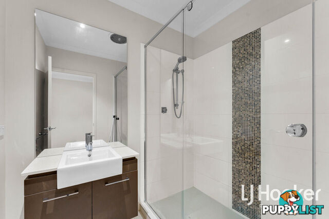 3 Hantlemann Lane YARRABILBA QLD 4207