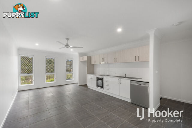 14 Moreton Crescent YARRABILBA QLD 4207