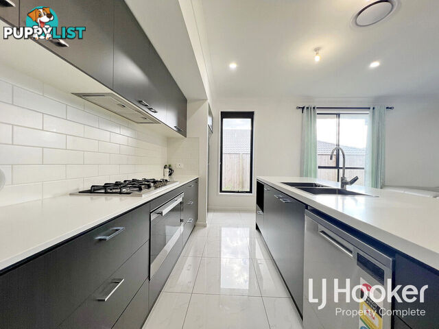9 Griffith Street YARRABILBA QLD 4207