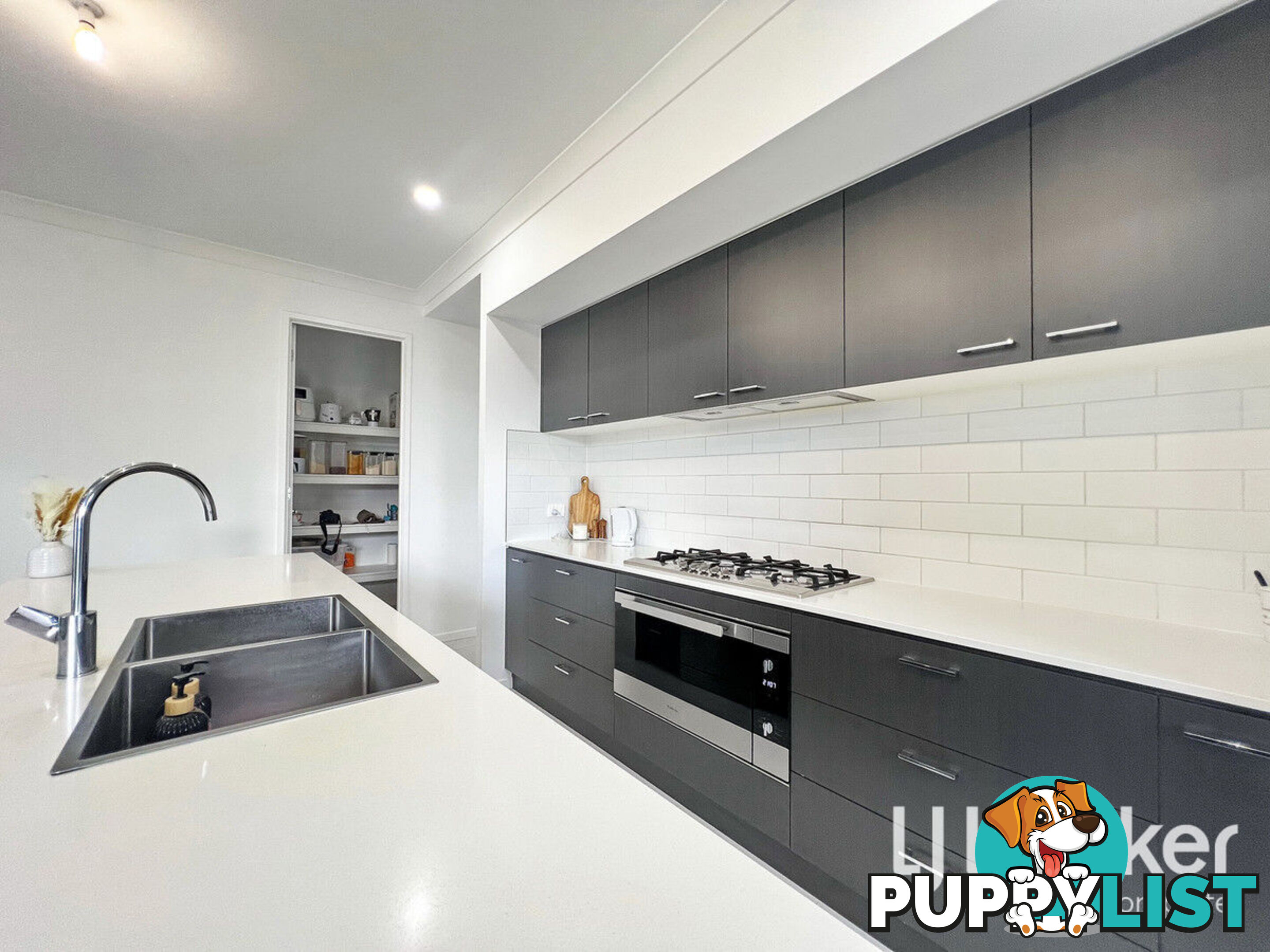 9 Griffith Street YARRABILBA QLD 4207