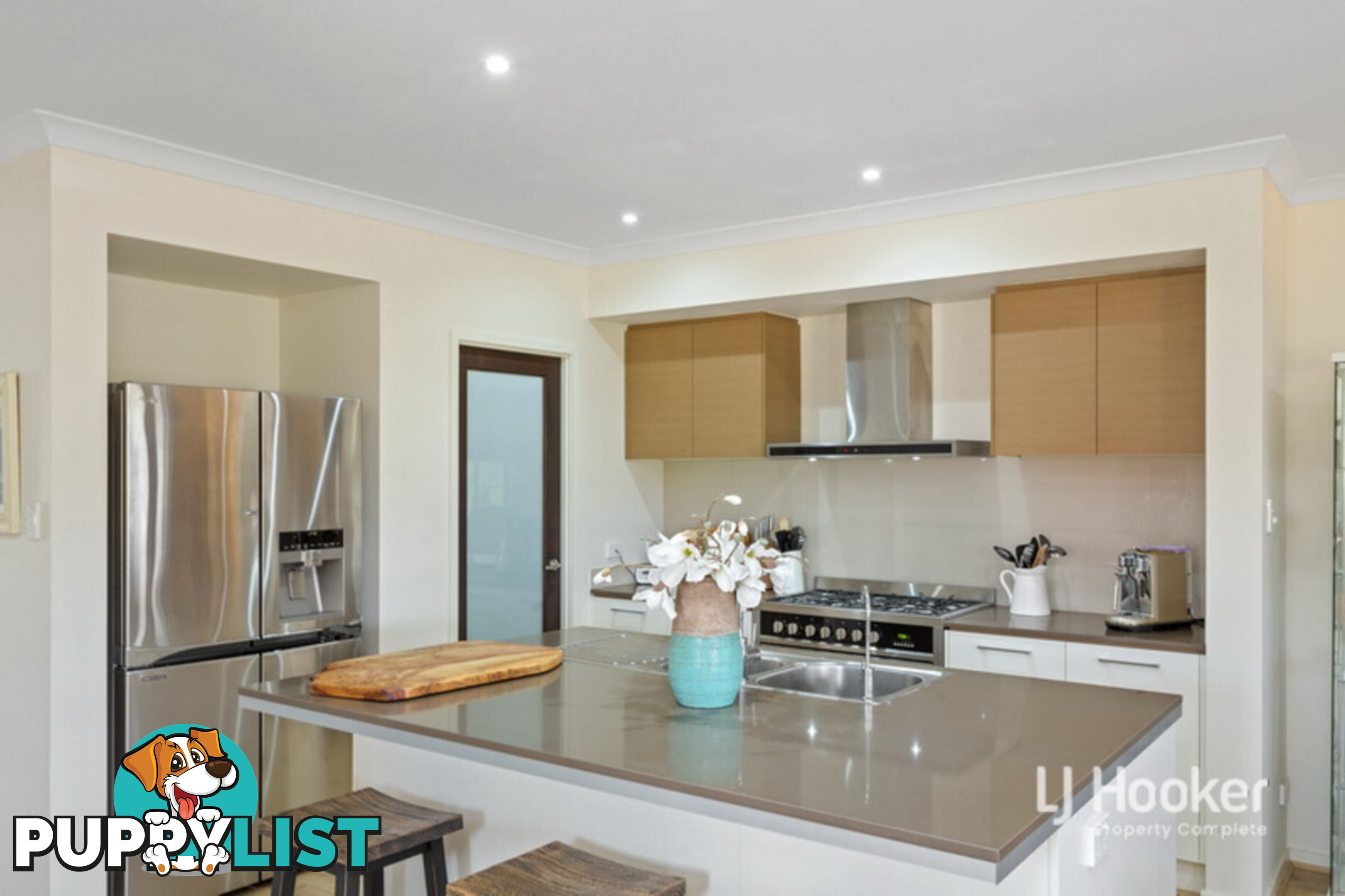 1 Hantlemann Lane YARRABILBA QLD 4207