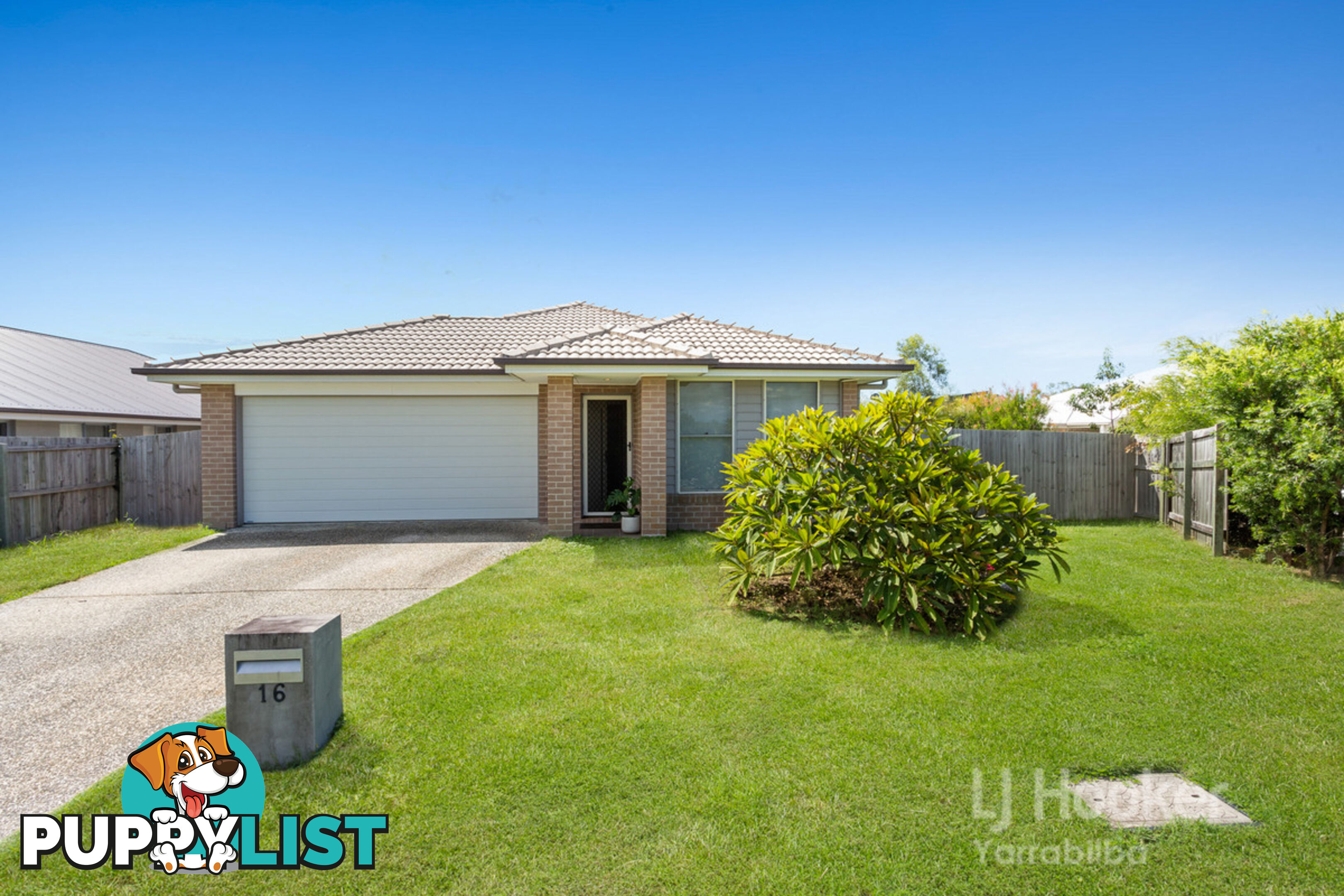 16 Sienna Crescent PIMPAMA QLD 4209