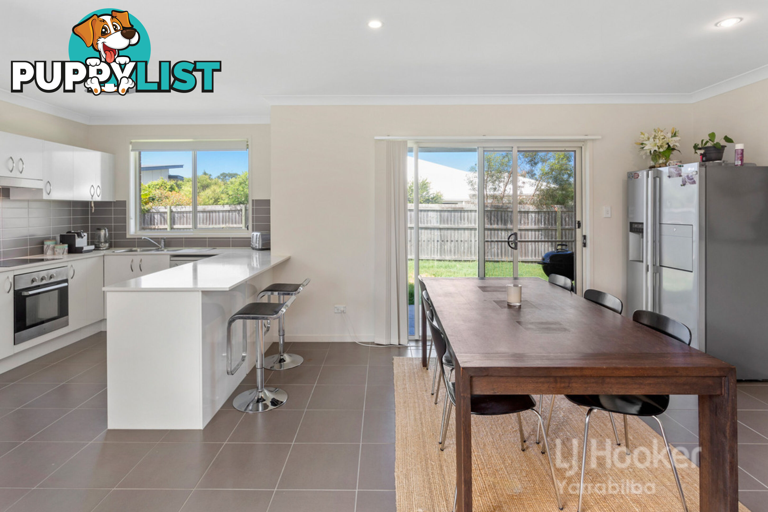 16 Sienna Crescent PIMPAMA QLD 4209